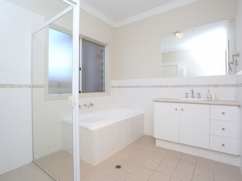 103 Blanche Parade, Hindmarsh Island SA 5214