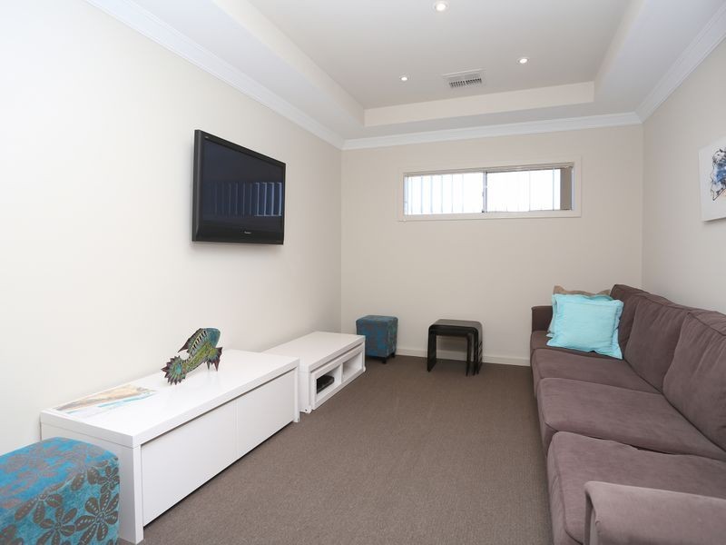 103 Blanche Parade, Hindmarsh Island SA 5214
