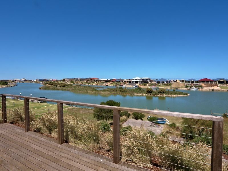 103 Blanche Parade, Hindmarsh Island SA 5214