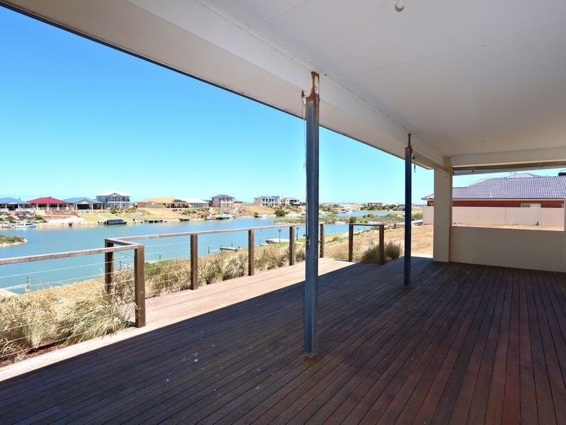 103 Blanche Parade, Hindmarsh Island SA 5214