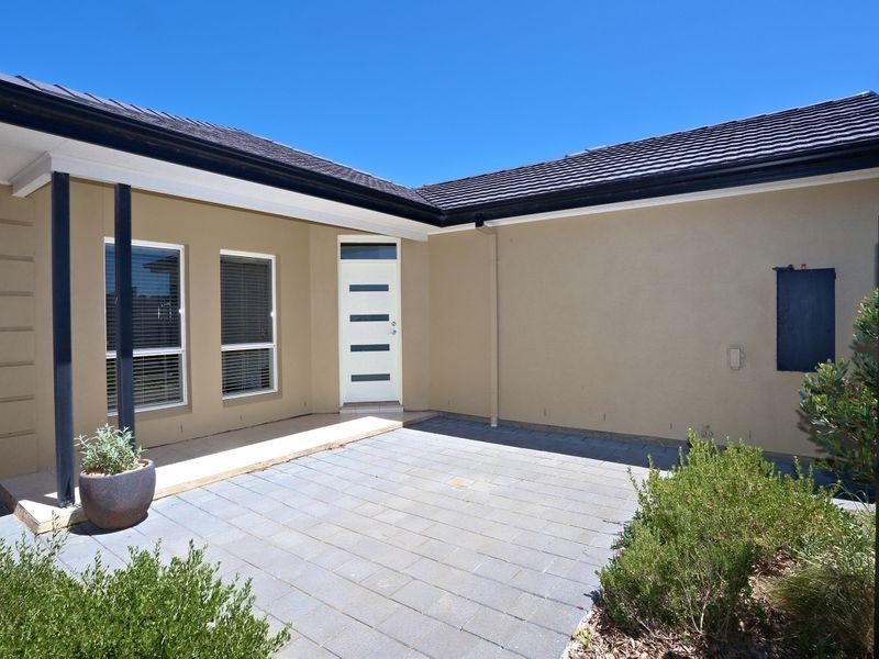 103 Blanche Parade, Hindmarsh Island SA 5214