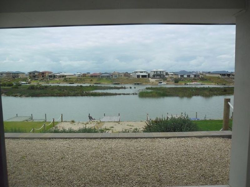 93 Blanche Parade, Hindmarsh Island SA 5214