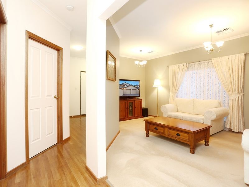 21 Britannia Parade, Hindmarsh Island SA 5214