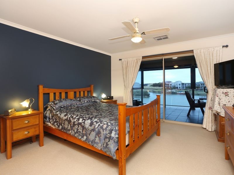 21 Britannia Parade, Hindmarsh Island SA 5214