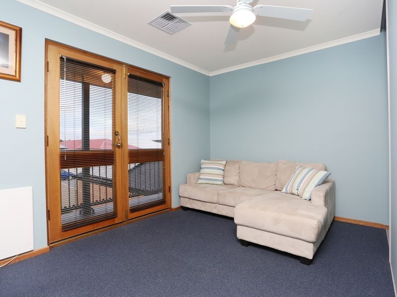 21 Britannia Parade, Hindmarsh Island SA 5214