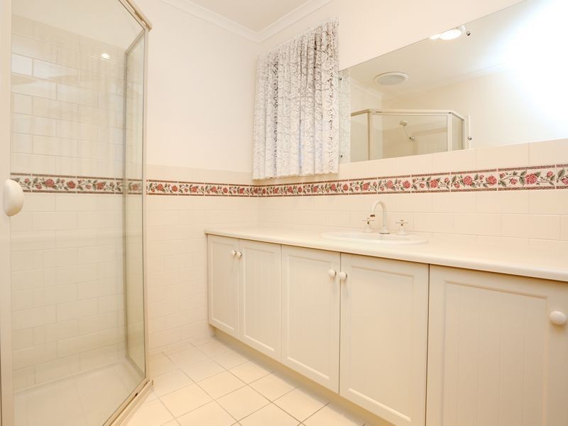 21 Britannia Parade, Hindmarsh Island SA 5214
