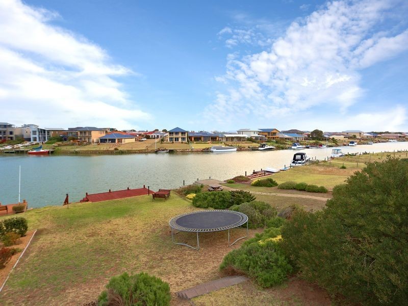 21 Britannia Parade, Hindmarsh Island SA 5214