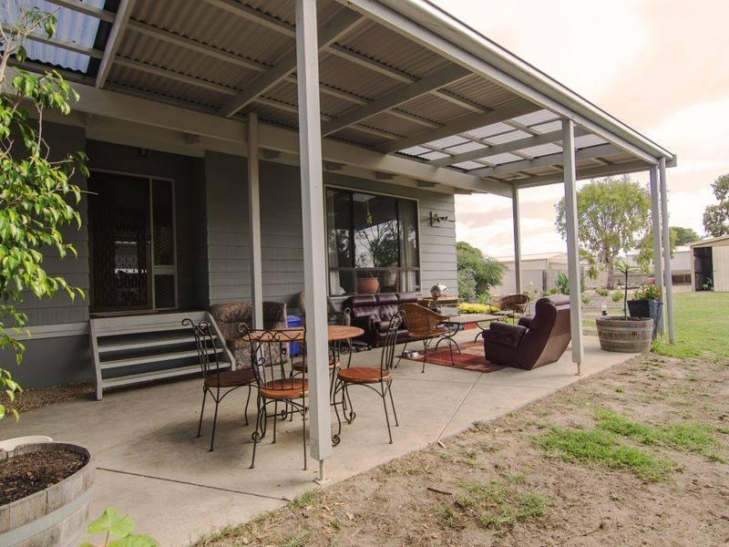 22 Dowland Street, Goolwa SA 5214