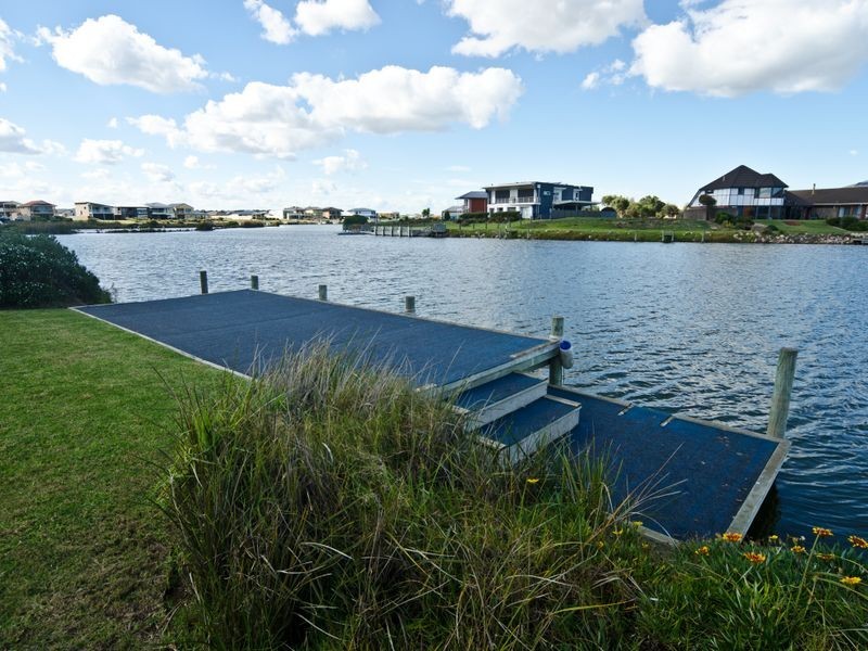 1 Arcadia Avenue, Hindmarsh Island SA 5214