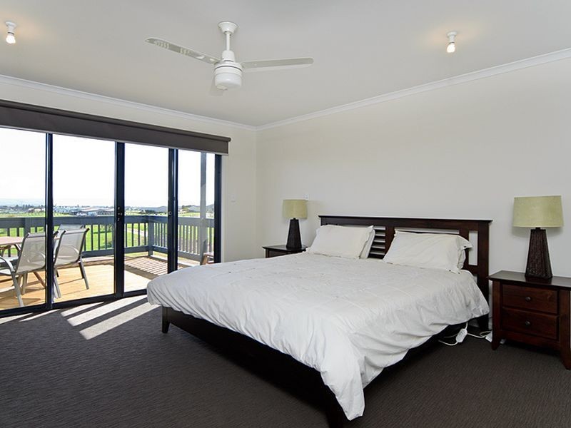 32 Gow Drive, Hindmarsh Island SA 5214