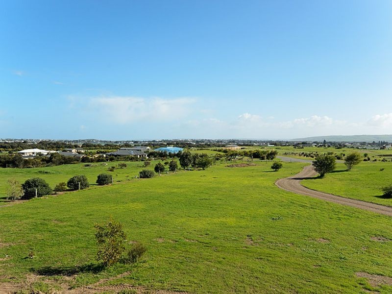 32 Gow Drive, Hindmarsh Island SA 5214