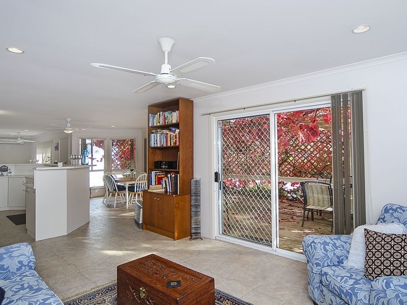 2 Walker Place, Middleton SA 5213