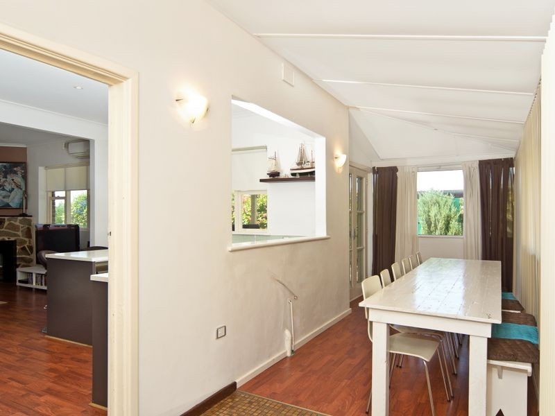 1 Burt Avenue, Goolwa North SA 5214