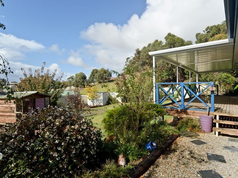 11 Sturt Place, Mount Compass SA 5210