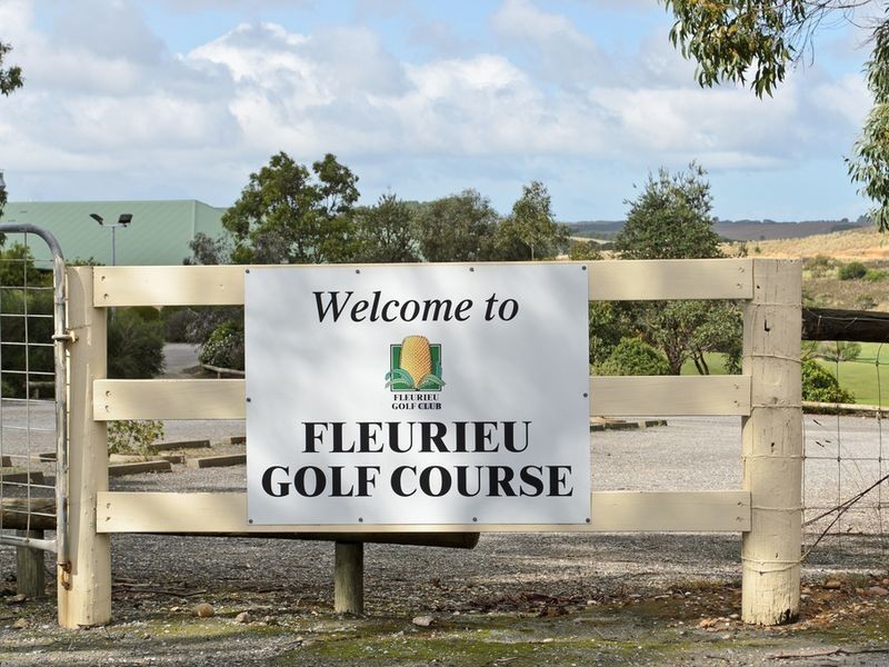 11 Sturt Place, Mount Compass SA 5210