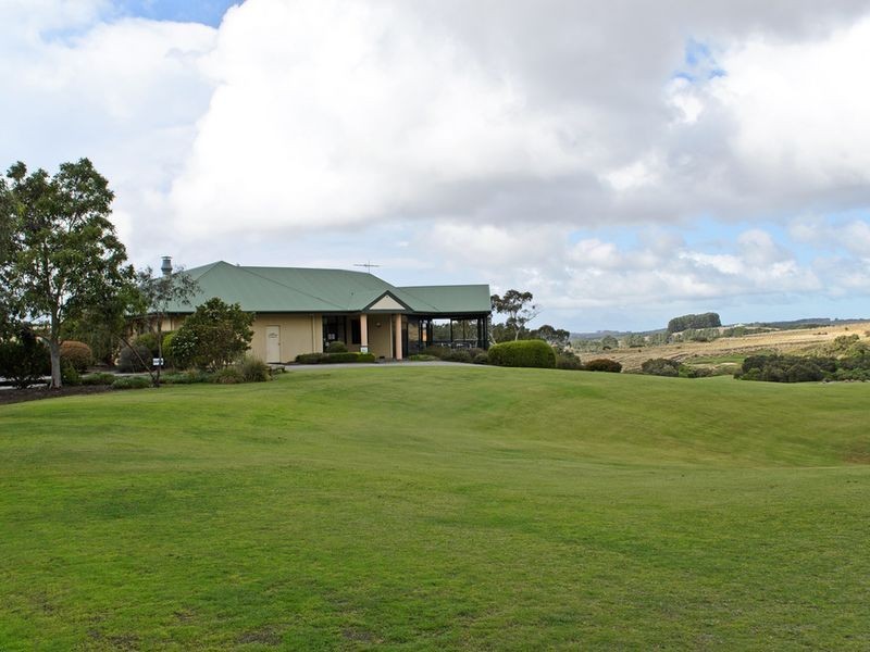 11 Sturt Place, Mount Compass SA 5210