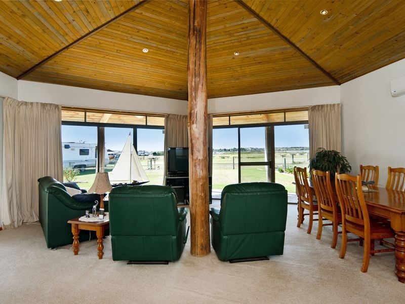 17 Riverside Drive, Goolwa South SA 5214