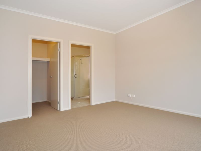 101 Blanche Parade, Hindmarsh Island SA 5214