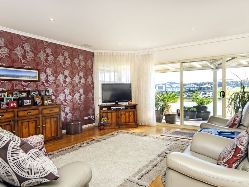 72 Britannia Parade, Hindmarsh Island SA 5214