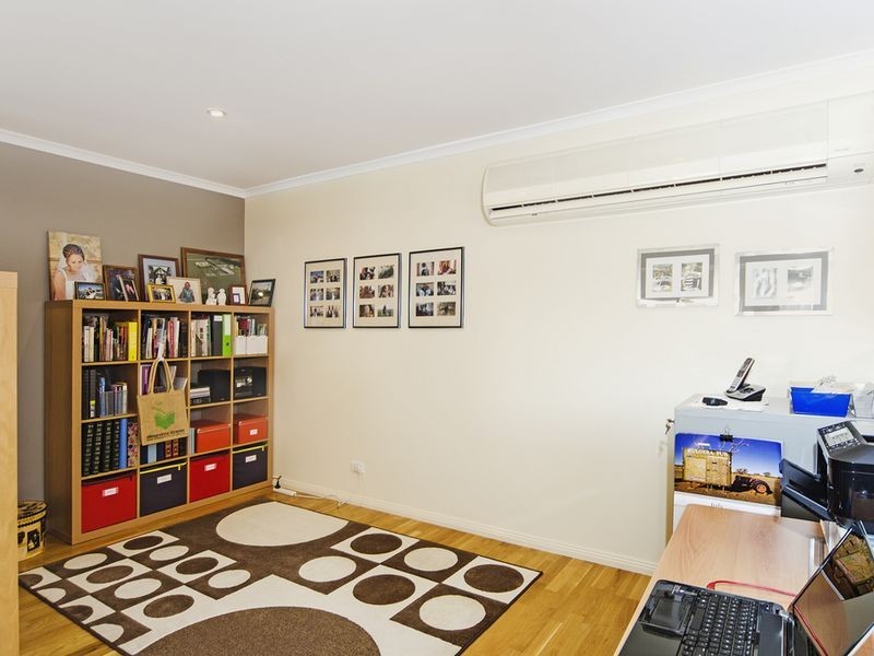 72 Britannia Parade, Hindmarsh Island SA 5214