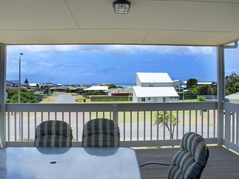 10 McLeod Road, Middleton SA 5213