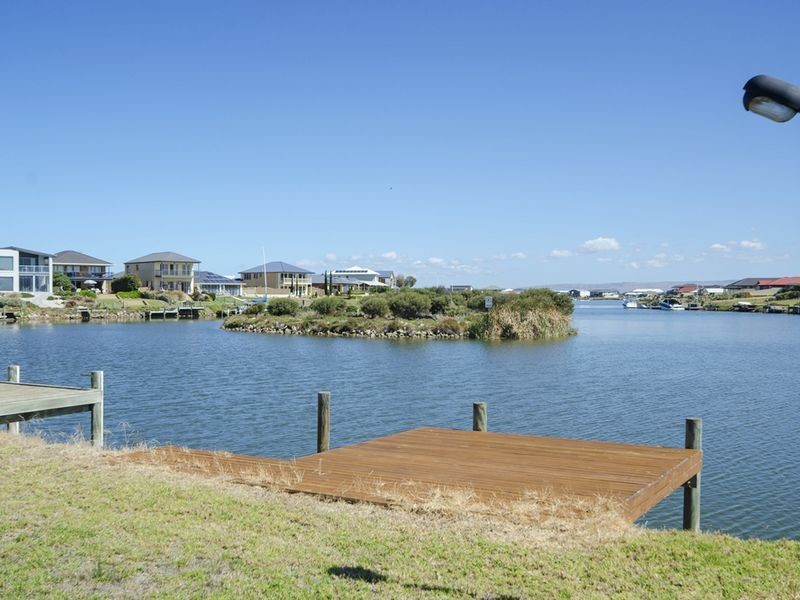 147 Excelsior Parade, Hindmarsh Island SA 5214