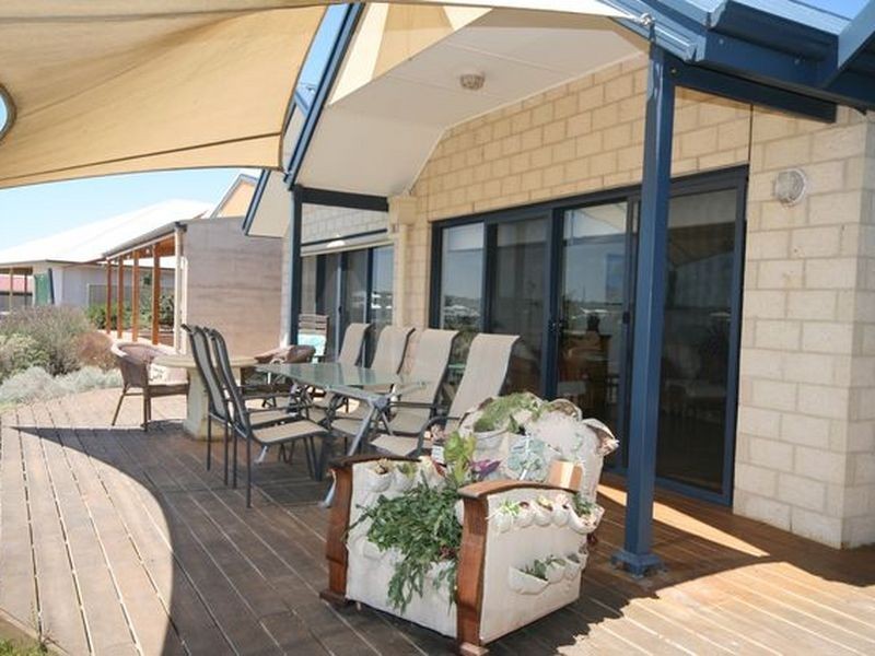 97 Excelsior Parade, Hindmarsh Island SA 5214