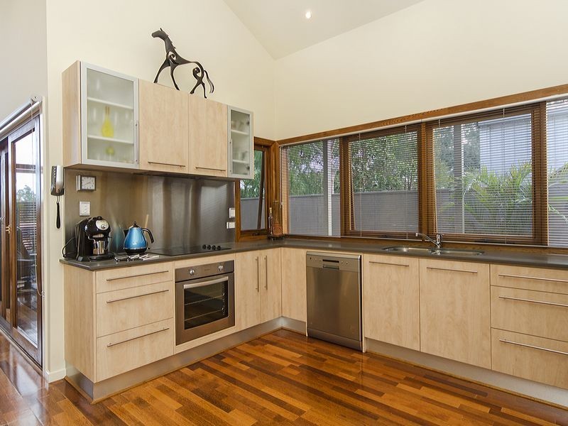 5 Dwiar Road, Victor Harbor SA 5211