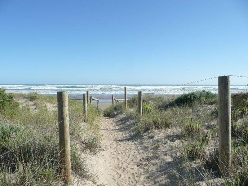 15 Eaton Avenue, Goolwa Beach SA 5214