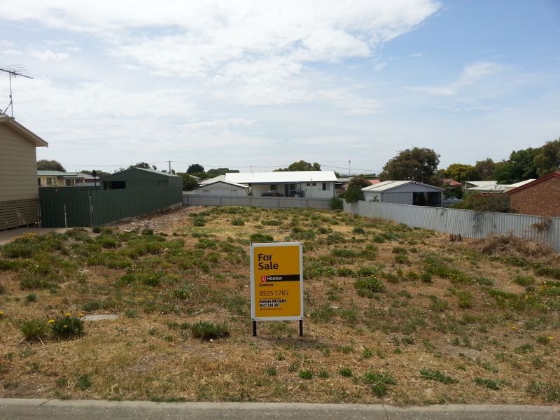 8 Counter Road, Goolwa Beach SA 5214