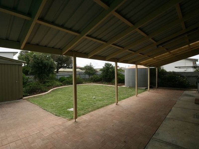 32 Eaton Avenue, Goolwa Beach SA 5214