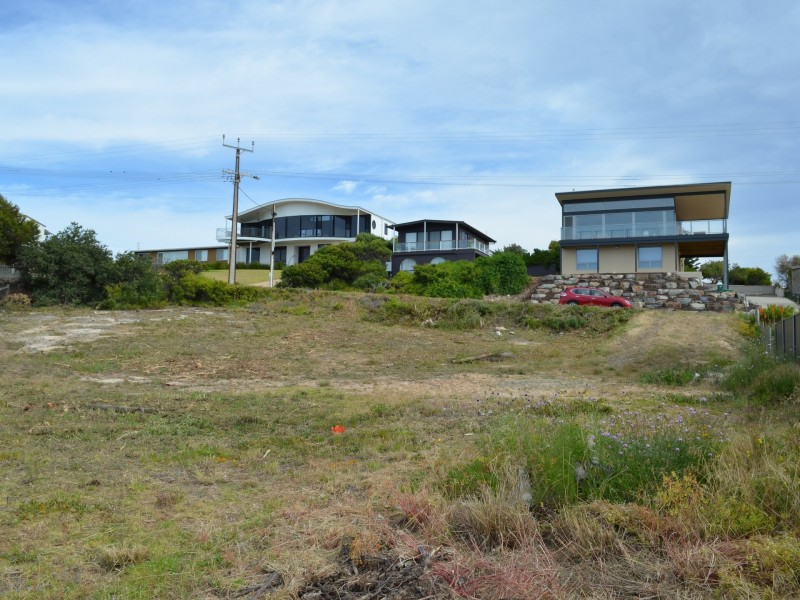 11 Neighbour Avenue, Goolwa Beach SA 5214