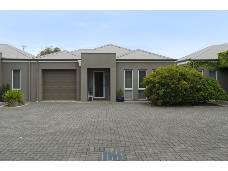 Unit 4/13 Chrystal Street, Goolwa SA 5214