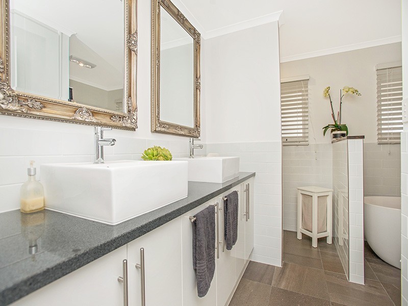 1A Billabong Road, Goolwa South SA 5214