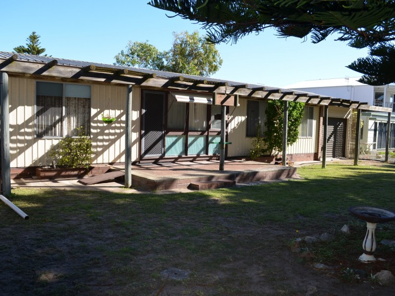 12 Downer Avenue, Goolwa South SA 5214