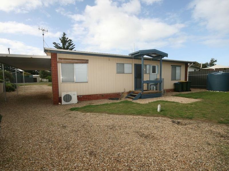 9 Downer Avenue, Goolwa South SA 5214