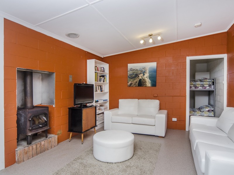 65 Goolwa Channel Drive, Hindmarsh Island SA 5214