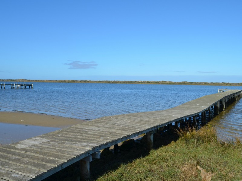 65 Goolwa Channel Drive, Hindmarsh Island SA 5214