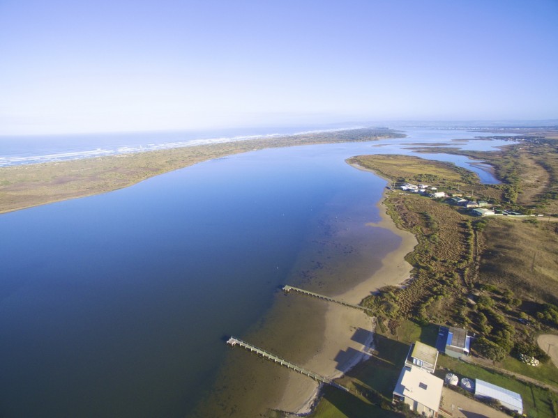65 Goolwa Channel Drive, Hindmarsh Island SA 5214