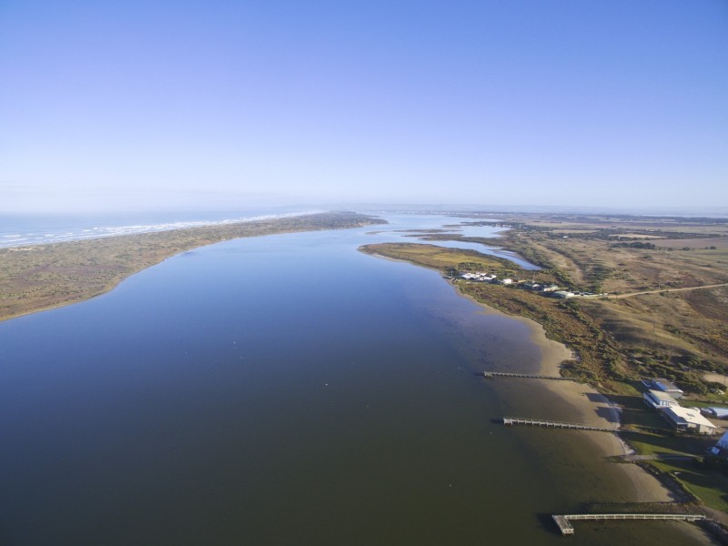 65 Goolwa Channel Drive, Hindmarsh Island SA 5214