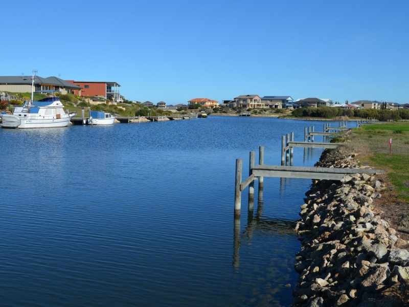 5B Blanche Parade, Hindmarsh Island SA 5214