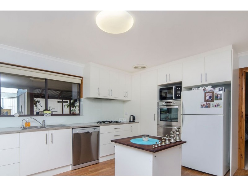 17 Port Elliot Road, Goolwa Beach SA 5214