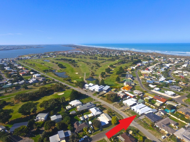 9A Billabong Road, Goolwa South SA 5214