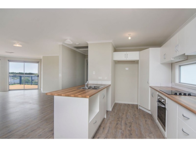 8 Hero Avenue, Middleton SA 5213