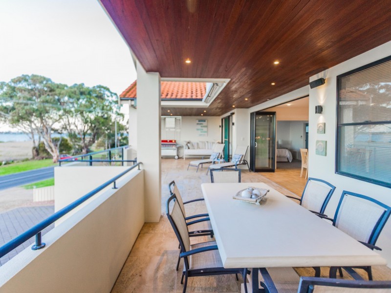 95 Captain Sturt Parade, Hindmarsh Island SA 5214