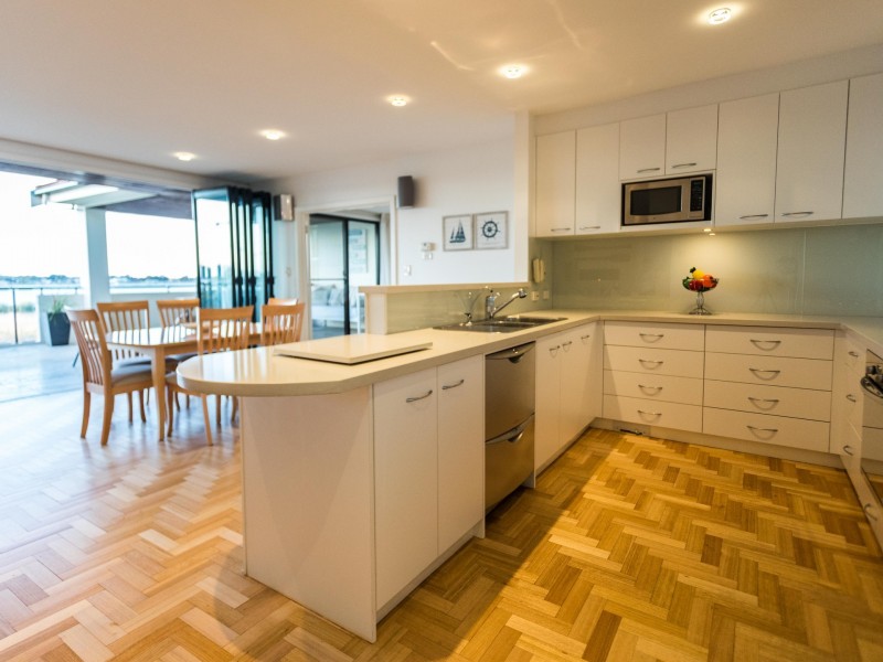 95 Captain Sturt Parade, Hindmarsh Island SA 5214