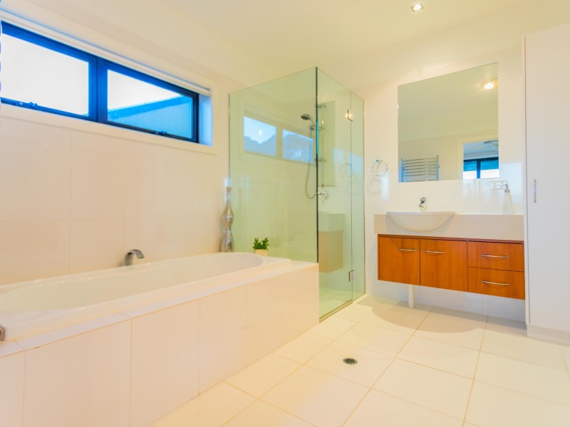 95 Captain Sturt Parade, Hindmarsh Island SA 5214