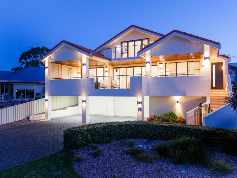 95 Captain Sturt Parade, Hindmarsh Island SA 5214