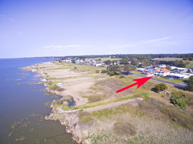 95 Captain Sturt Parade, Hindmarsh Island SA 5214
