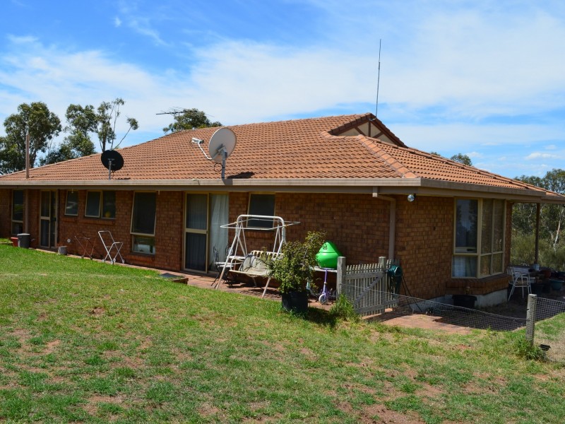 242 Avondale Road, Hartley SA 5255